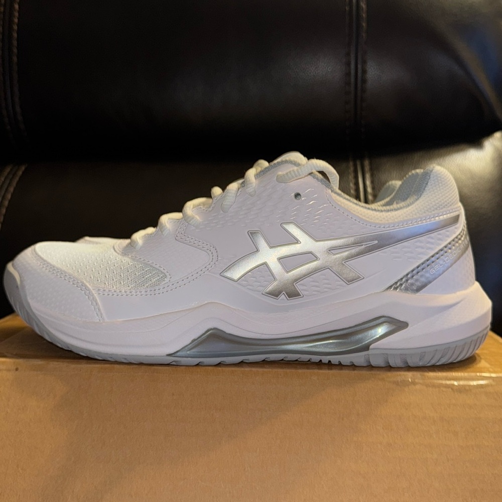 Women’s ASICSGel-Dedicate 8 size 8 New without box